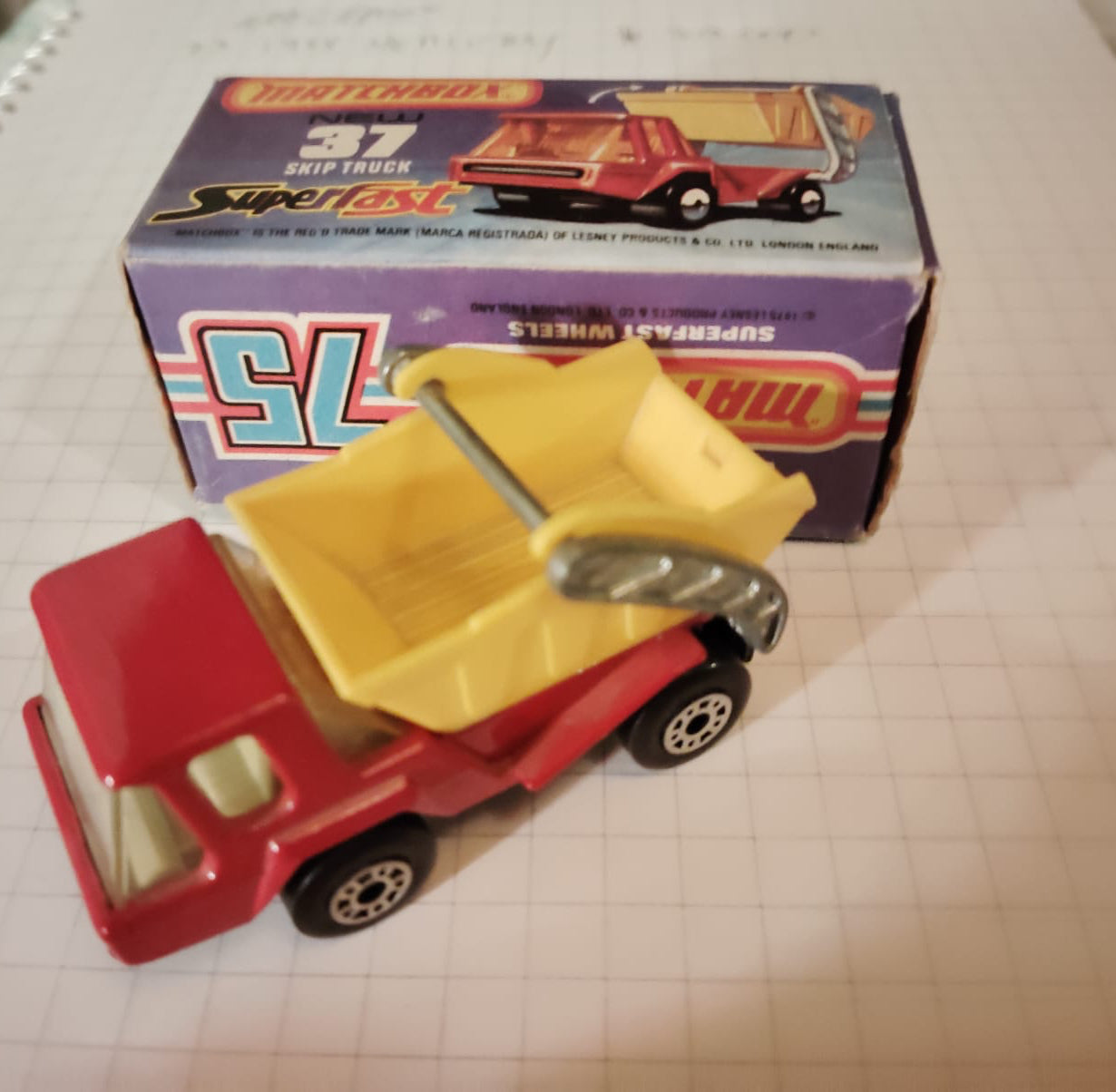 Matchbox Superfast Skip Truck No. 37