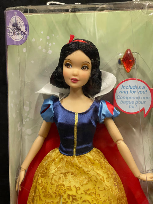 Barbie blancas nieves