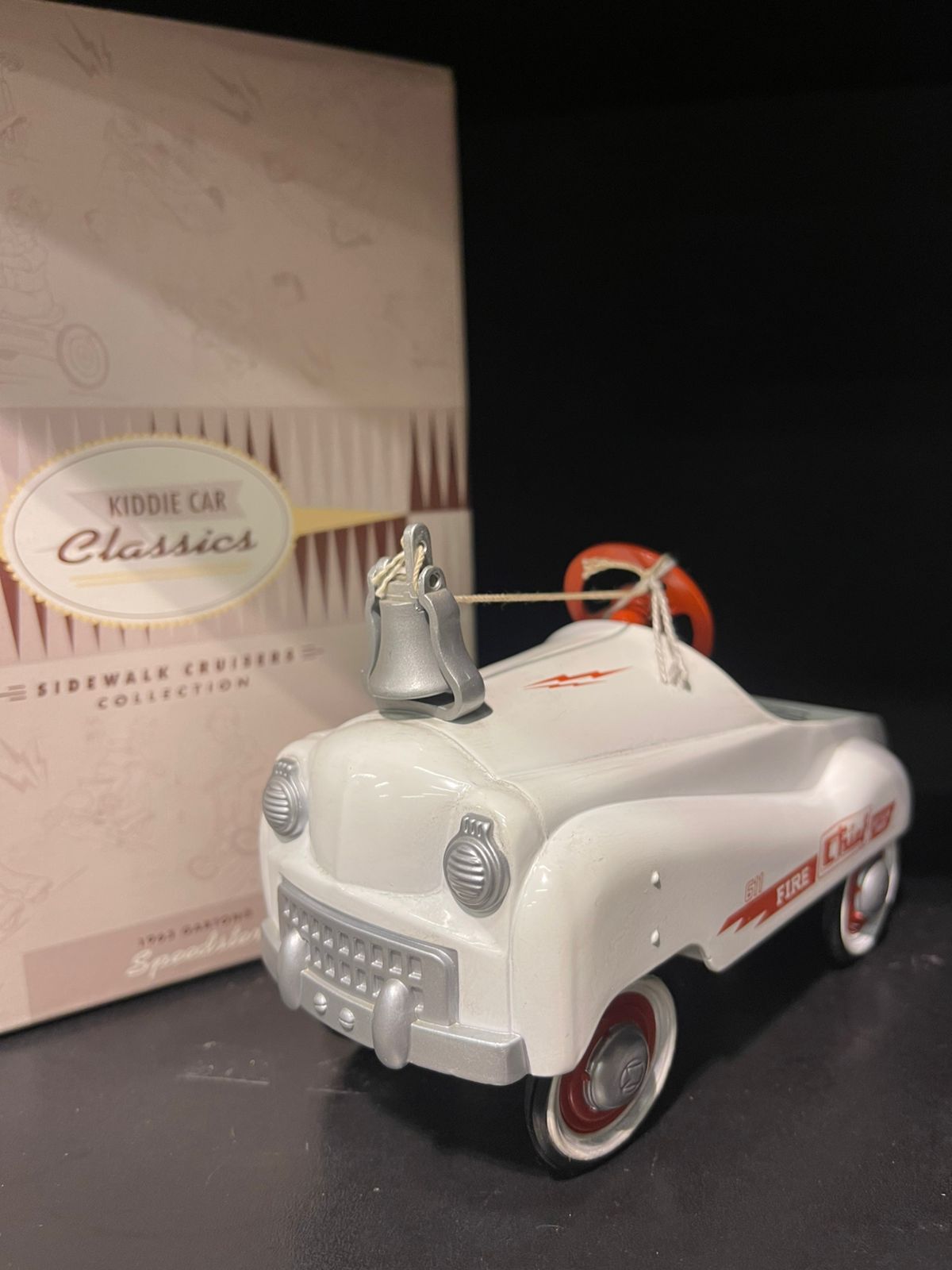 Auto De Colección Kiddie Car Classics Crema